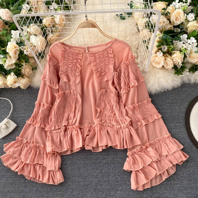 Γυναικείο πουκάμισο με οβάλ λαιμόκοψη και μακριά φαρδιά μανίκια