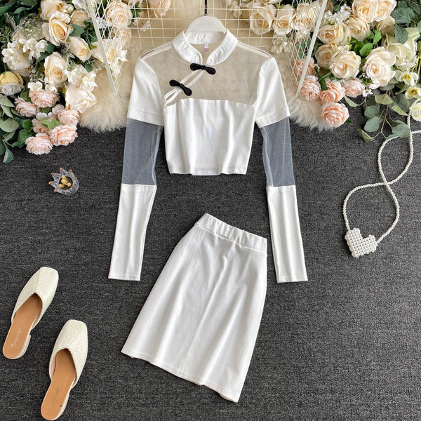 Sieviešu blūzes komplekts ar tillu un svārkiem ar augstu vidukli