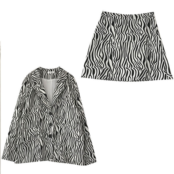Modern női szett állatmintás kabáttal és szoknyával