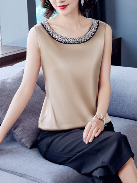 Jauna modeļa sieviešu topiņš ar akmeņiem un platām lencēm