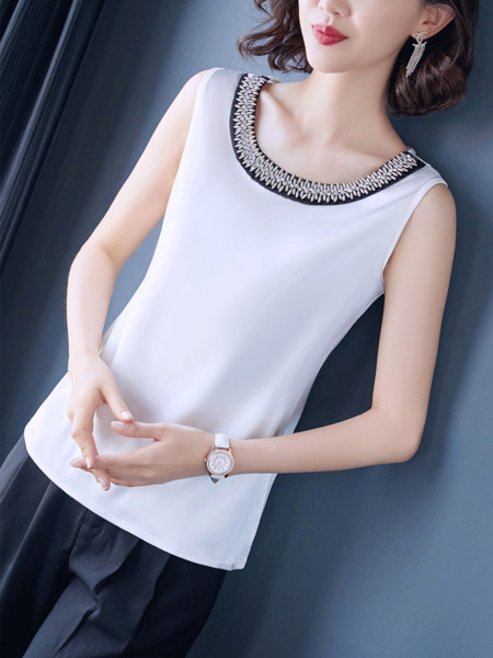 Jauna modeļa sieviešu topiņš ar akmeņiem un platām lencēm