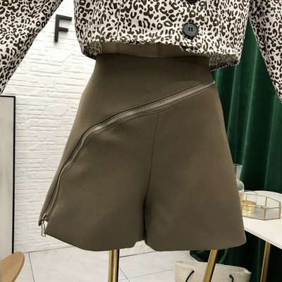 Модерни къси панталони с висока талия и цип