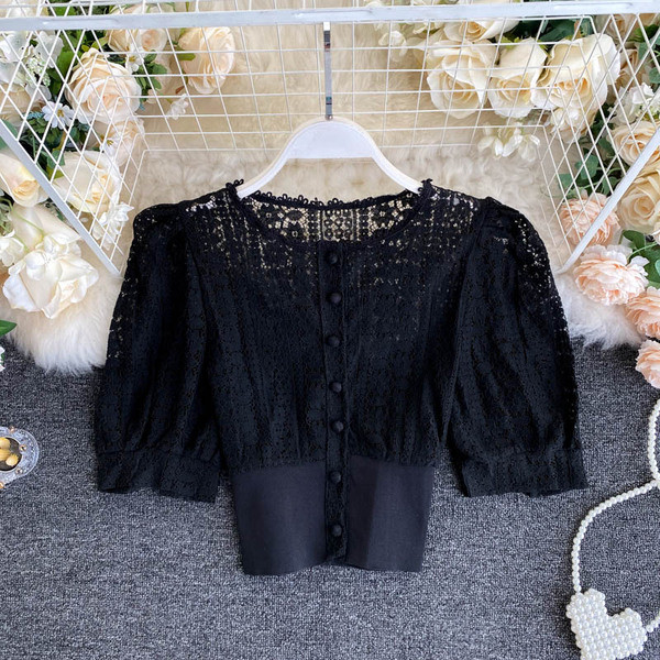 Retro csipke ing gombokkal