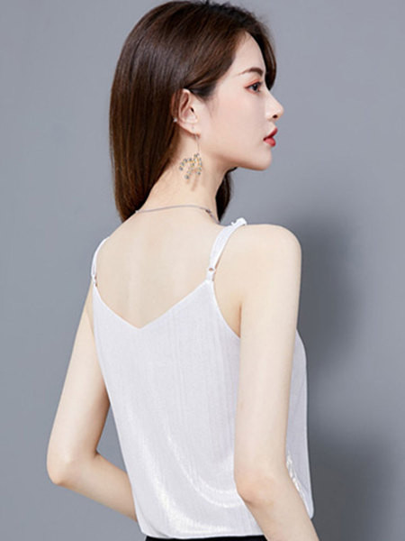 Sieviešu bikses ar spīdīgu efektu un plānām lencēm