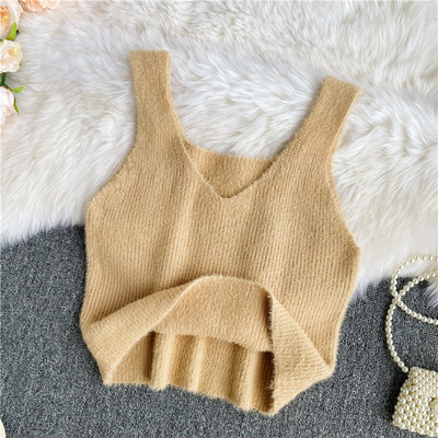 Mūsdienīgs sieviešu tops ar platām lencēm, vienkāršs modelis