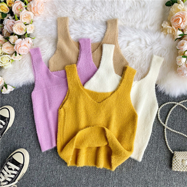 Mūsdienīgs sieviešu tops ar platām lencēm, vienkāršs modelis