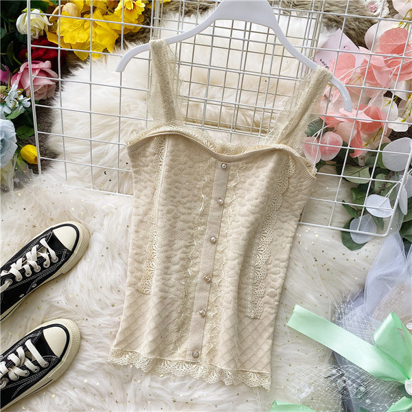 Moodne naiste topp pitsi ja nööpidega