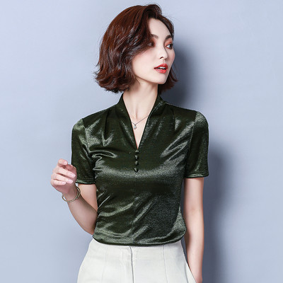 Cămașă de damă elegantă din satin, cu nasturi și mâneci scurte