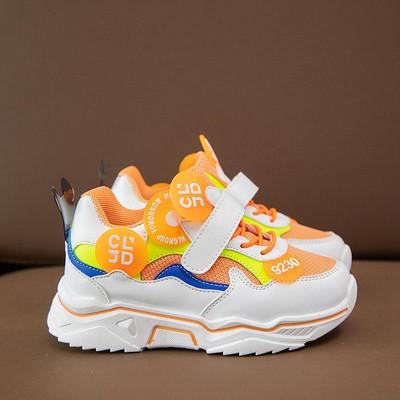 Gyerek tornacipő új modellje durva talppal, alkalmas lányoknak és fiúknak