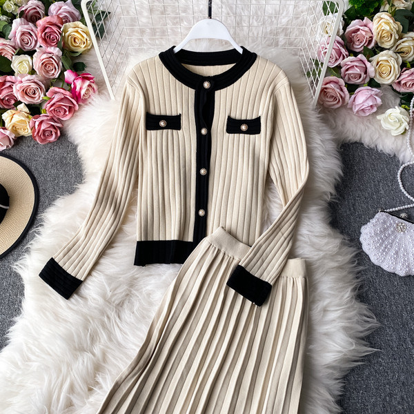 Set modern de fustă și vestă plisată pentru femei