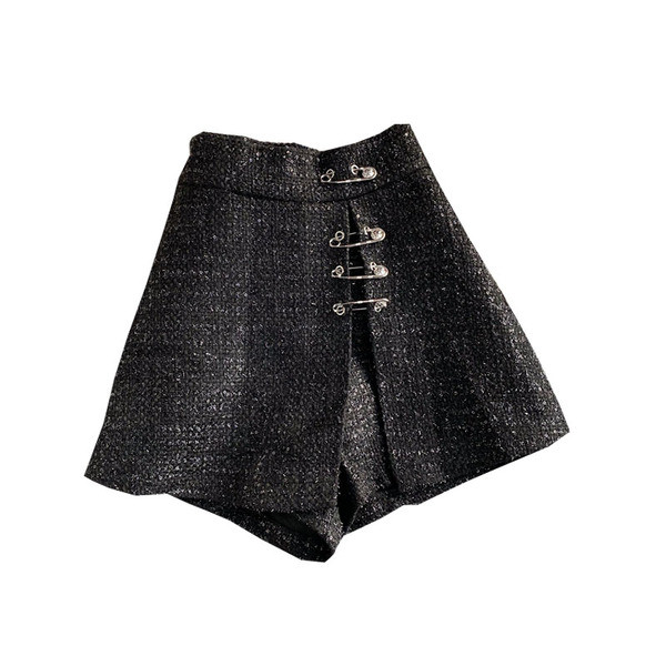 Stílusos női rövidnadrág magas derékkal