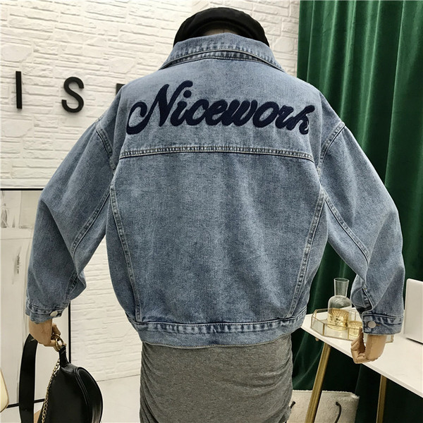 Alkalmi farmer dzseki zsebekkel és felirattal