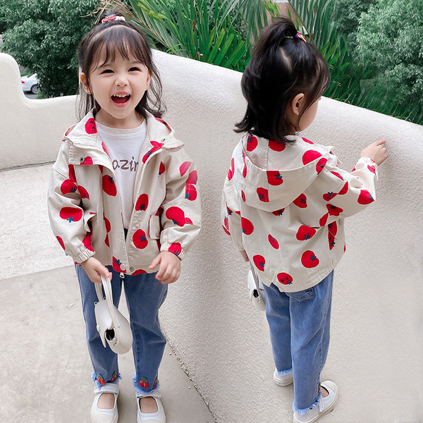 Napi gyerekkabát cipzárral és kapucnival lányoknak