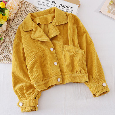 Φθινοπωρινό γυναικείο μπουφάν με τσέπες