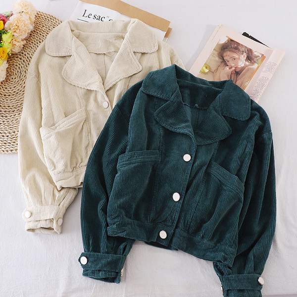 Φθινοπωρινό γυναικείο μπουφάν με τσέπες