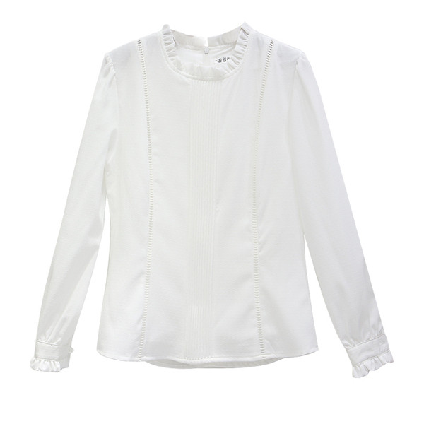 Stilīgs sieviešu krekls ar augstu apkakli - tīrs modelis baltā krāsā