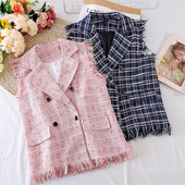 Κομψό γυναικείο γιλέκο με διπλή στερέωση και κρόσσια