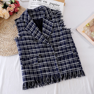 Κομψό γυναικείο γιλέκο με διπλή στερέωση και κρόσσια