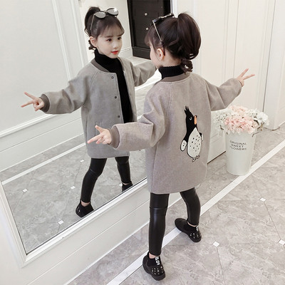 Φθινοπωρινό παιδικό παλτό για κορίτσια με οβάλ γιακά και κεντήματα