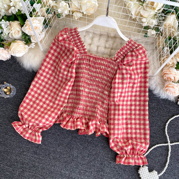 Ruuduline naiste retrosärk kandilise dekoltee ja nööpidega