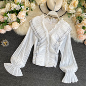 Γυναικείο πουκάμισο με λαιμόκοψη