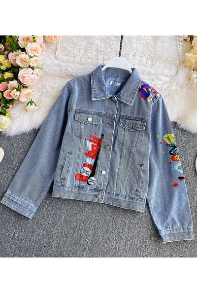 Női alkalmi farmerdzseki gombokkal és színes hímzéssel