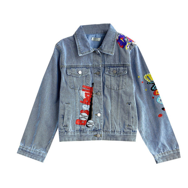 Női alkalmi farmerdzseki gombokkal és színes hímzéssel