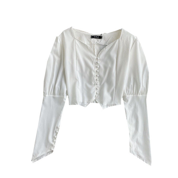 Stílusos női rövid ing gombokkal és hosszú ujjú