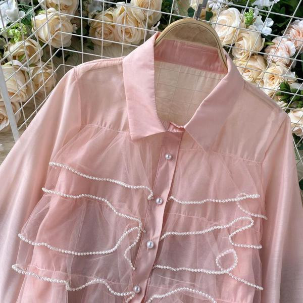 Cămașă modernă de damă cu tul și perle