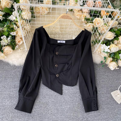 Cămașă de damă asimetrică cu nasturi și decolteu pătrat