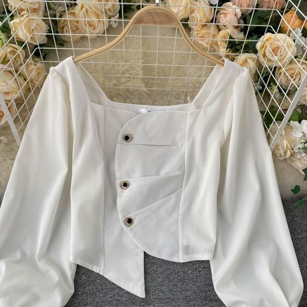 Cămașă de damă asimetrică cu nasturi și decolteu pătrat