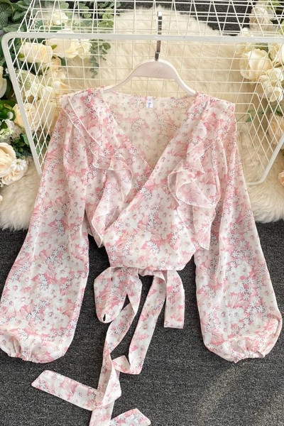 Γυναικείο casual πουκάμισο με λαιμόκοψη και κορδόνια σε ροζ χρώμα