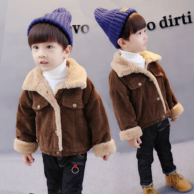 Fiúk napi zsebes gyerekkabát