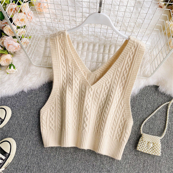 Női lezser felső spitz nyakkivágással, széles modellel