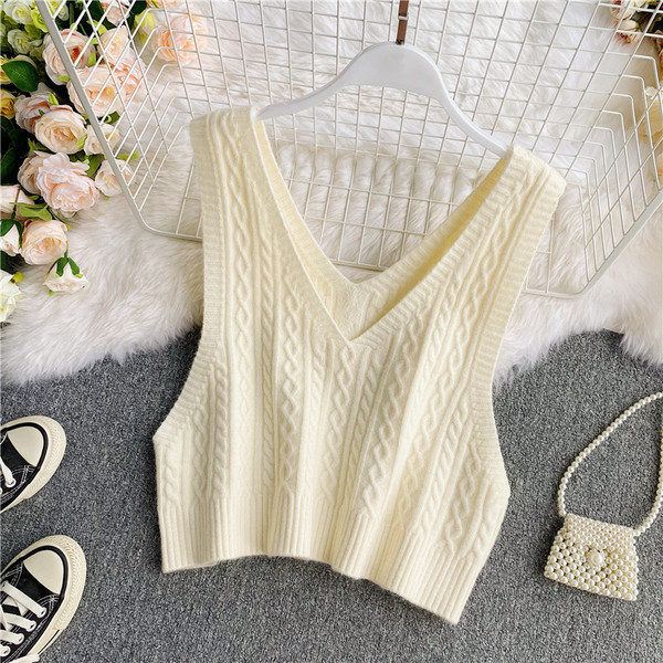 Női lezser felső spitz nyakkivágással, széles modellel