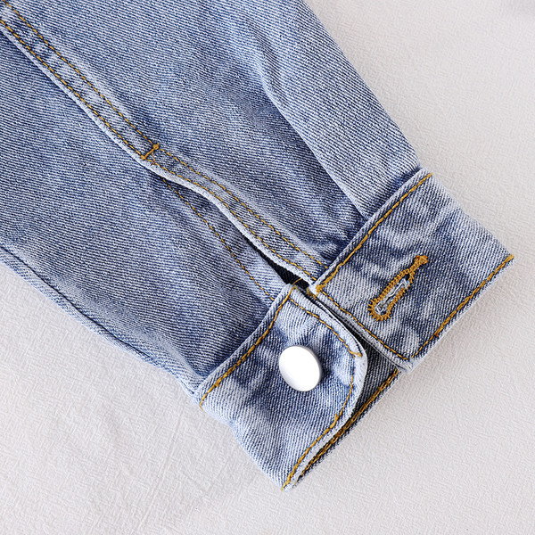 Jacheta casual de dama din denim cu nasturi si buzunare in albastru si negru