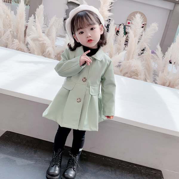 Palton modern pentru copii cu nasturi pentru fete