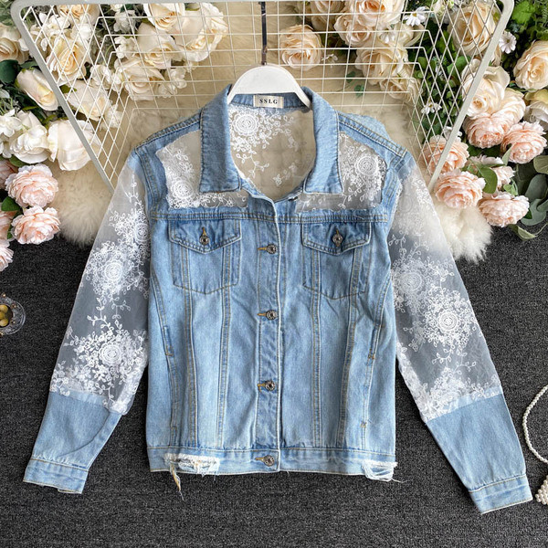 Praegune naiste teksajakk pitsi ja taskutega