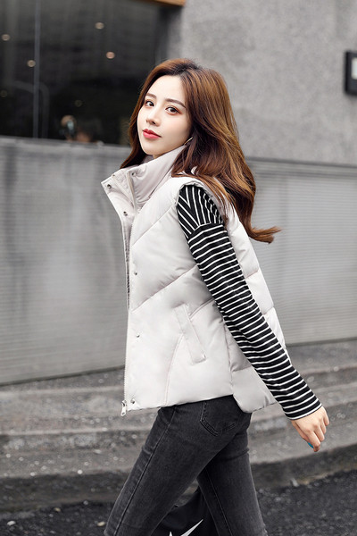 Γυναικείο γιλέκο casual με ψηλό γιακά και τσέπες