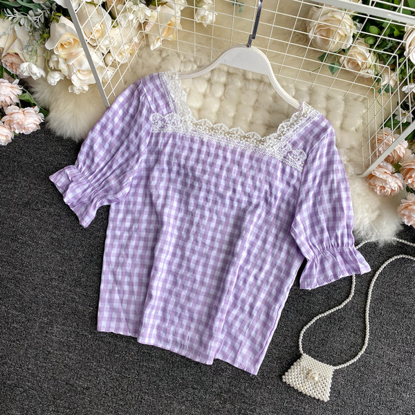 Ruuduline naiste särk kandilise kaelusega ja pitselementidega