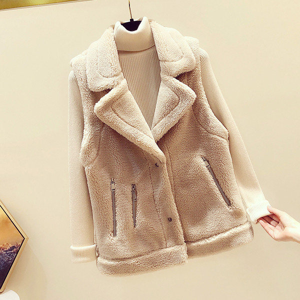 Modern női mellény cipzárral és gombokkal