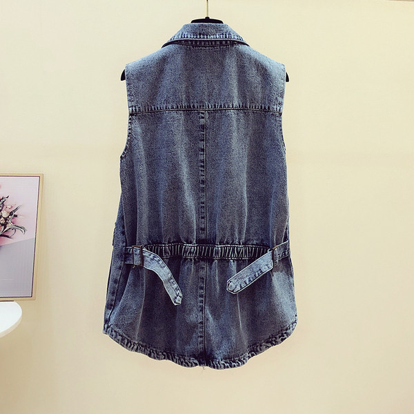 Γυναικείο γιλέκο τζιν με τσέπες και κουμπιά