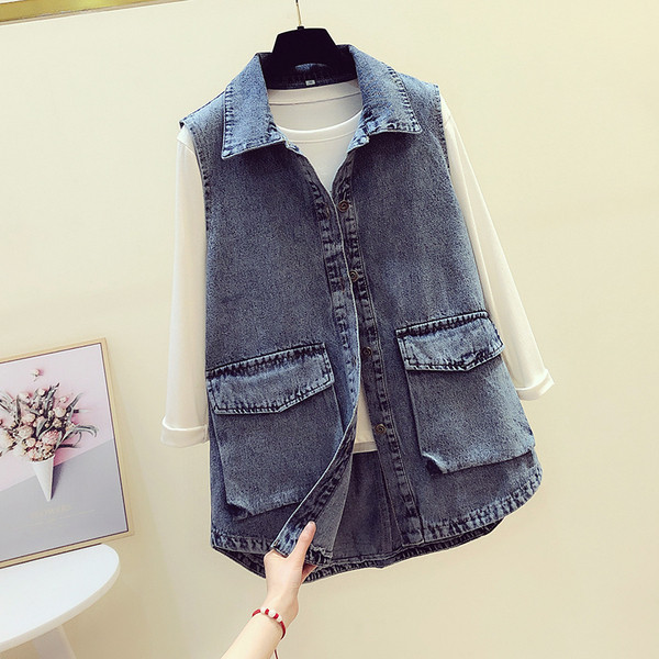 Γυναικείο γιλέκο τζιν με τσέπες και κουμπιά