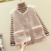 Sieviešu dūnu veste ar kabatām un rāvējslēdzēju