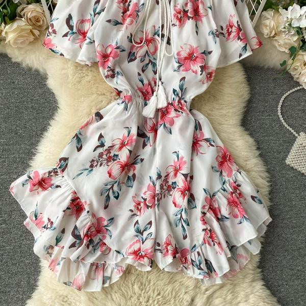 Γυναικείες ολοσωμες φόρμες με φλοράλ πριντ και κορδόνια