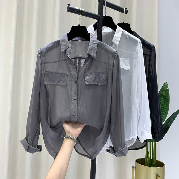 Átlátszó női ing klasszikus gallérral és hosszú ujjal