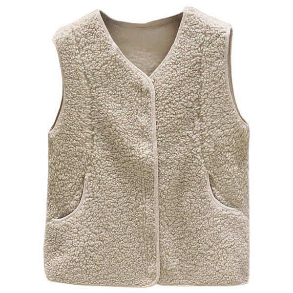 Taskute ja lukuga naiste sulevest mitmes värvitoonis