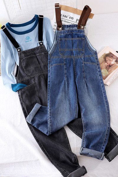 Ležerni traper kombinezon s džepovima