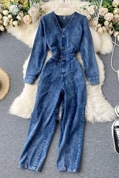 Női farmer overall, spitz nyakkivágással