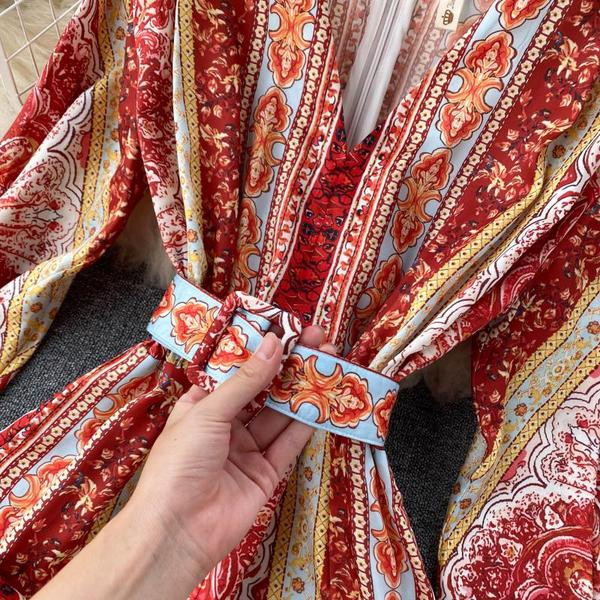 Retro sieviešu krāsains kombinezons ar apdruku